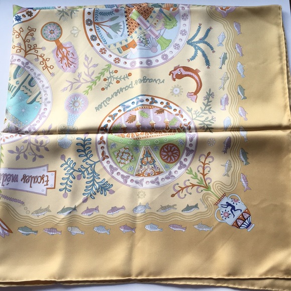 Authentic Hermès 100% Silk 90 cm Scarf “Escales Mediterraneennes” - Picture 8 of 13
